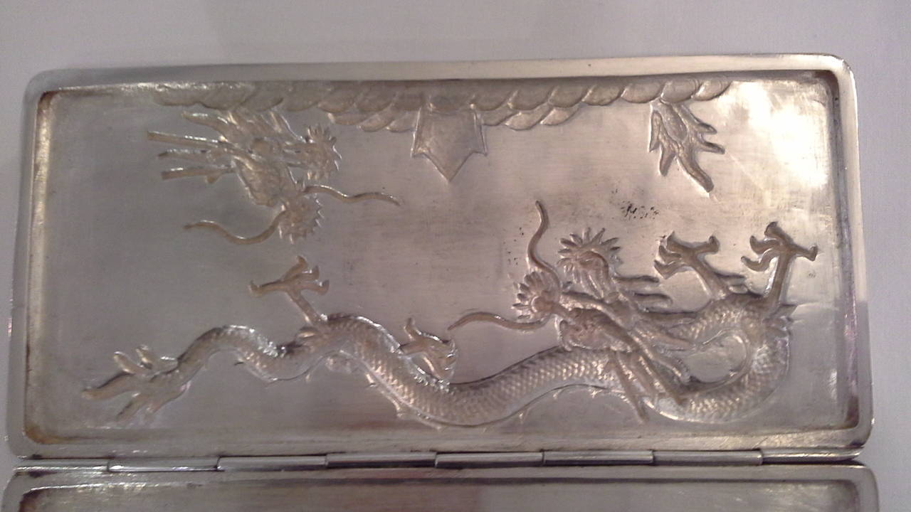 Sterling Silver Chinese Export Dragon Cigarette Case In Excellent Condition In Ottawa, Ontario