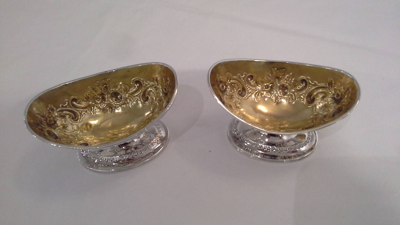 English Pair of Georgian Silver and Gilt Open Salts in a Navette Form, London 1805 For Sale