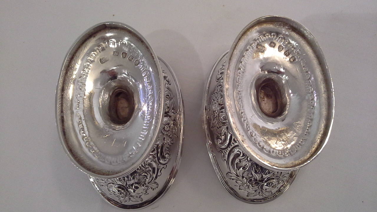 Pareja de sales abiertas georgianas de plata y dorado en forma de navette, Londres 1805 Inglés en venta