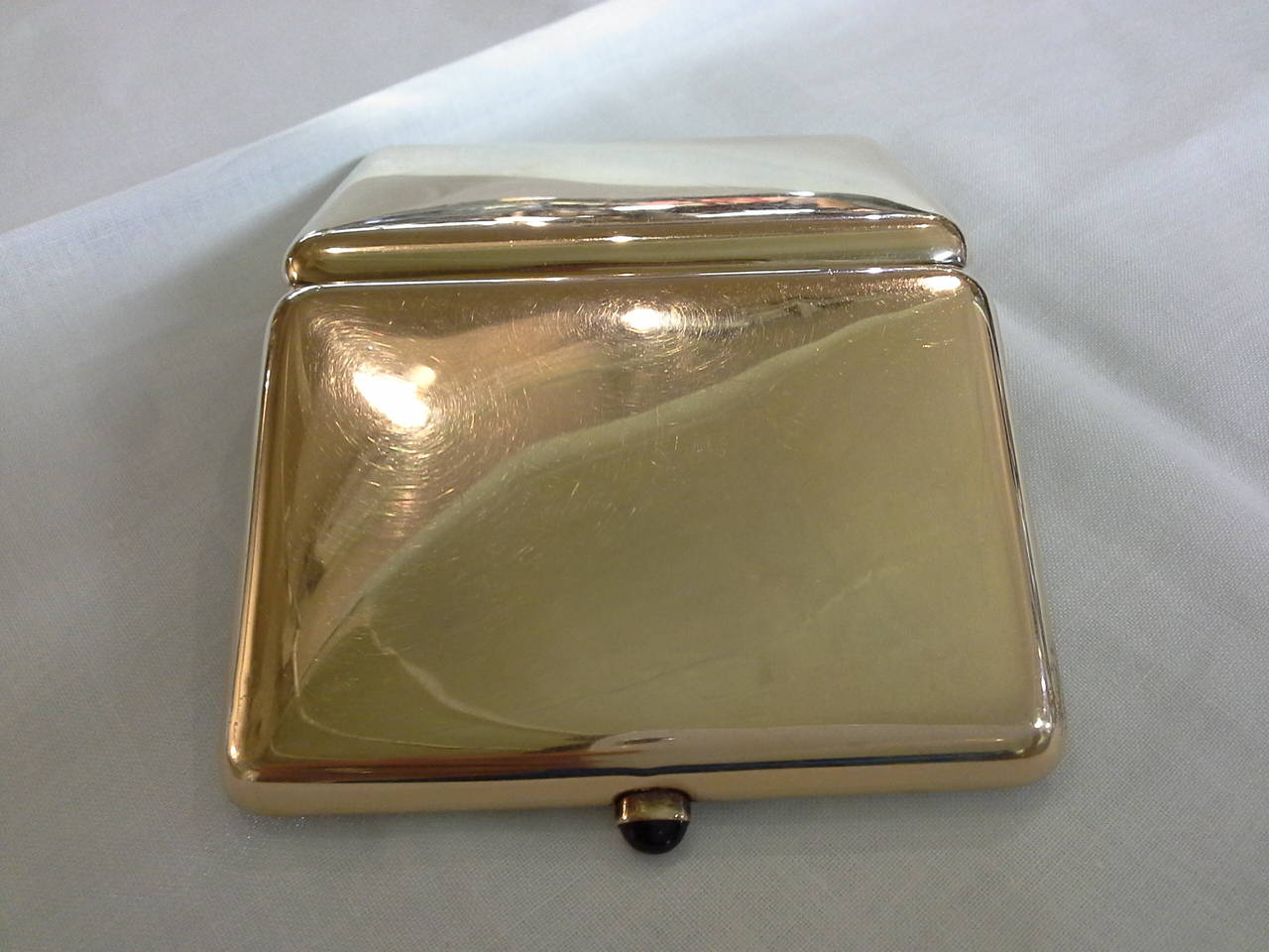 Russian Cigarette Case, .56-Mark, 14k Rose Gold and Sapphire, by Michael Perchin In Good Condition In Ottawa, Ontario