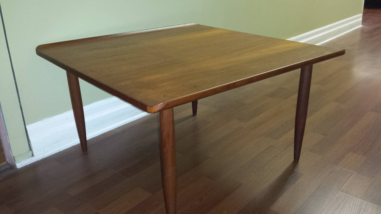 Mid-Century Teak Square Coffee Table with Flip Edge In Good Condition In Ottawa, Ontario