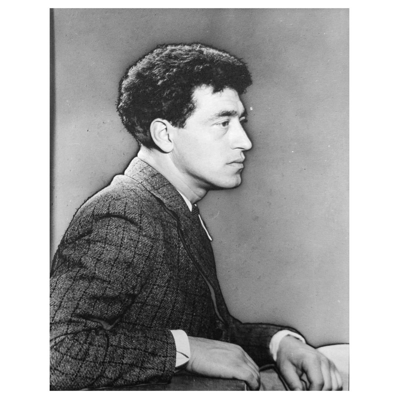 Man Ray Photograph of Giacometti, 1930

A posthumous print from the original negative in 1977 by Pierre Gassmann.

Gelatin silver bromide 30,5 x 24

Man Ray 1890 – 1976) was an American visual artist who spent most of his career in France. He