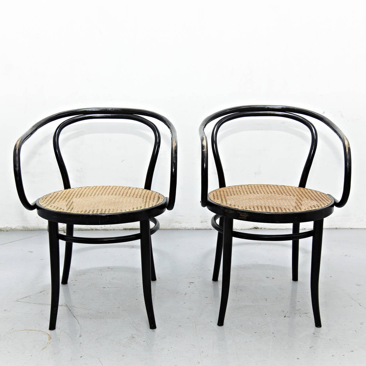 Early 20th Century Set of Four Thonet 209 Armchair by Auguste Thonet for Thonet, circa 1900