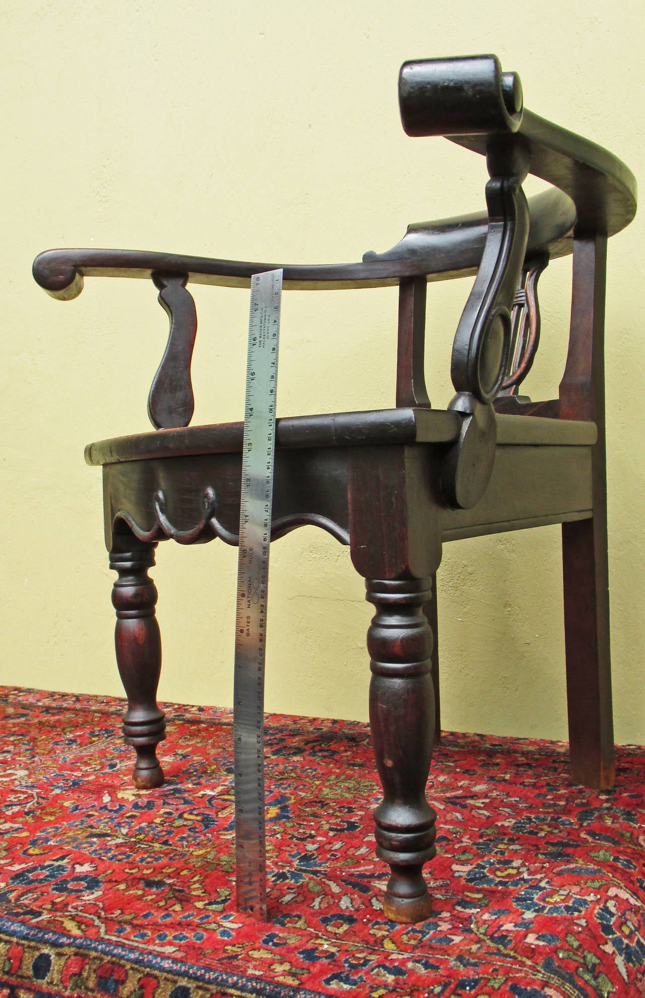 20th Century J. Leonardo Gaitan Spanish Colonial Chair Reproductions, Antigua, Guatemala For Sale