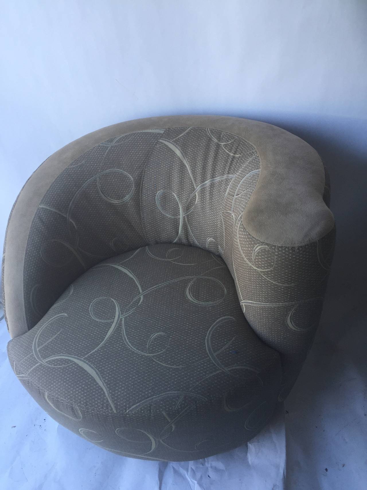 Modern Vladimir Kagan Nautilus  Swivel Chairs