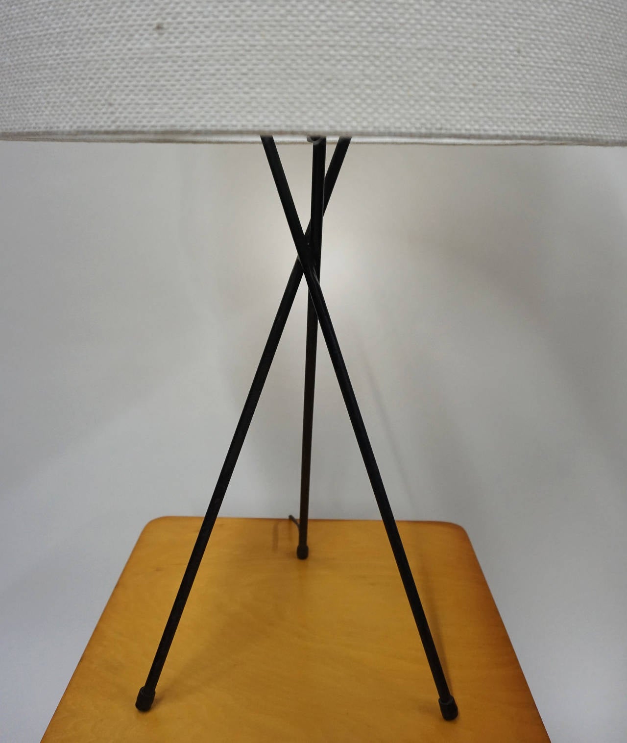 Mid-Century Modern Sculptural 1950s Tripod Iron Lamp
