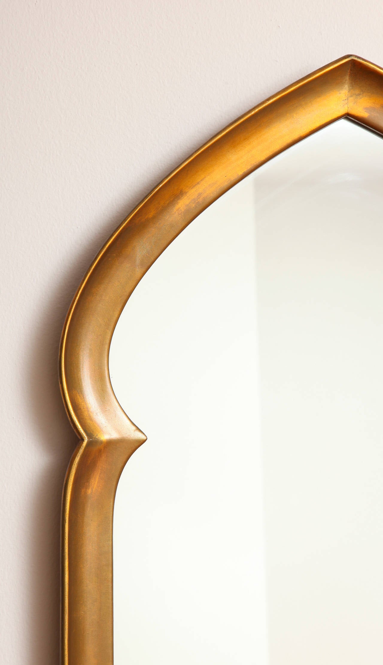 Mid-Century Modern Gilt Mirror in Arabesque Form by La Barge In Excellent Condition In New York, NY