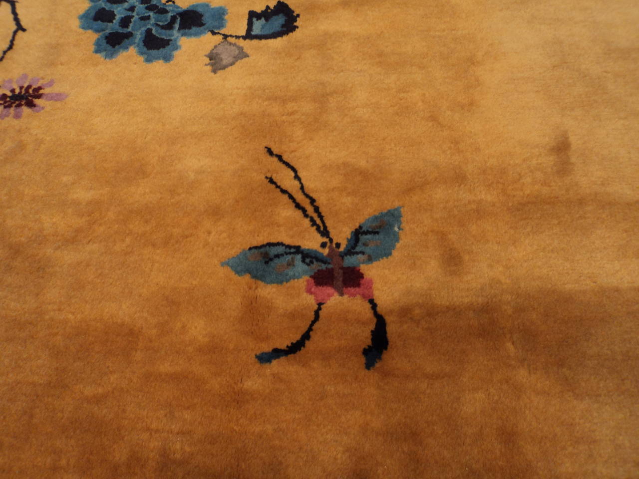 Vintage Art Deco Mandarin Chinese Oriental Rug In Good Condition For Sale In Sarasota, FL