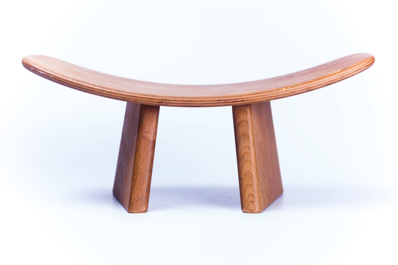 Tabouret de méditation Shoggi d'Alain Gaubert Bon état à Chicago, IL