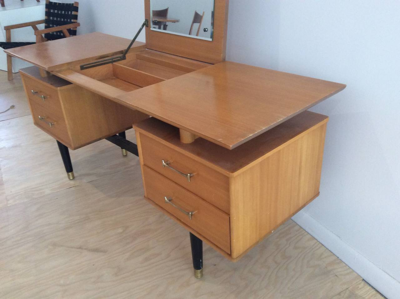 Mid-Century Modern Drexel Vanity by Milo Baughman