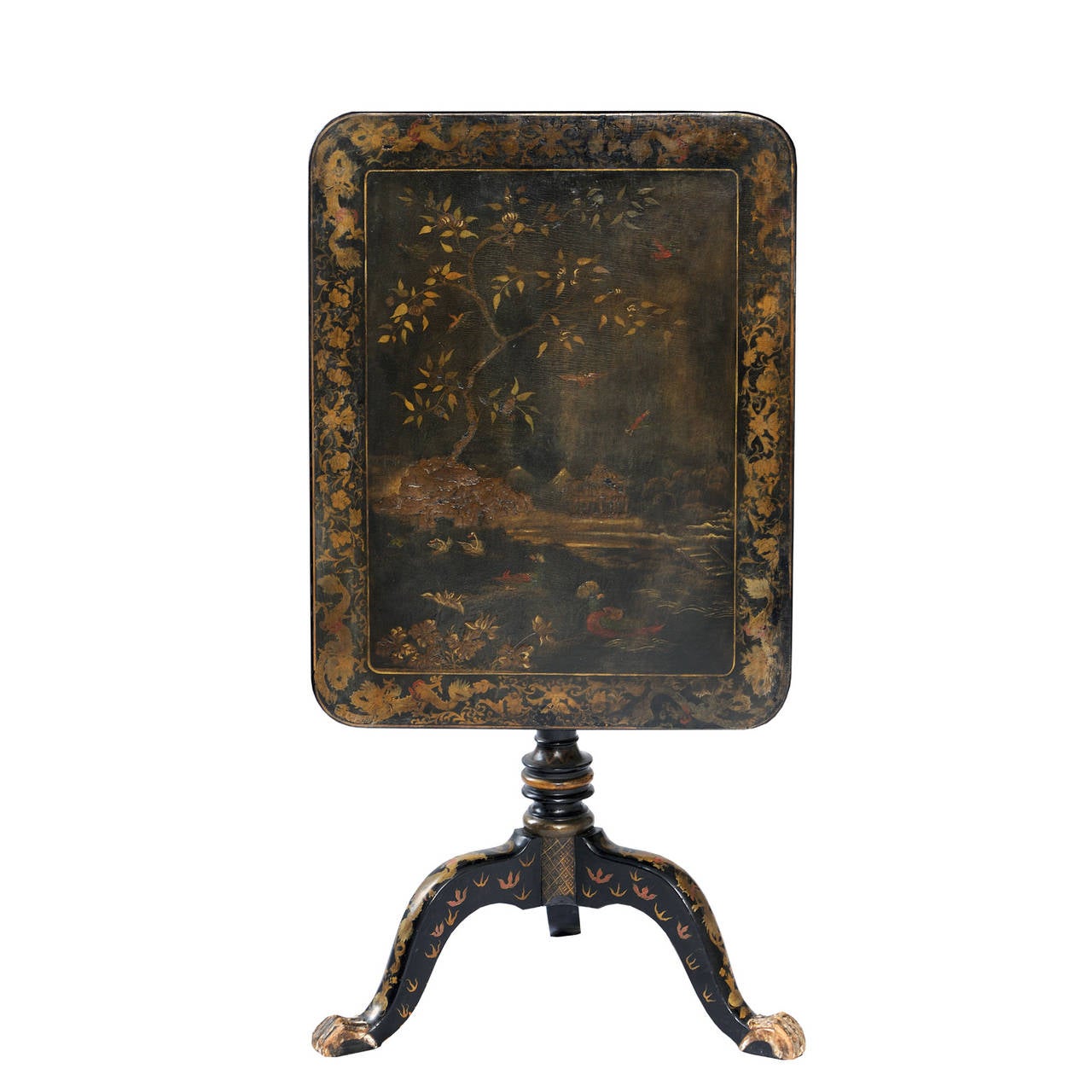 This is a very smart example of an early 19th century Regency period lacquered Chinese export tilt top side table standing on a tripod base, circa 1820.
This table features beautifully hand-painted oriental scenes.
Similar examples of this type of
