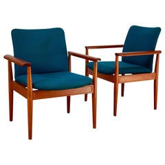Pair of Finn Juhl Diplomat Armchairs for France & Son 12