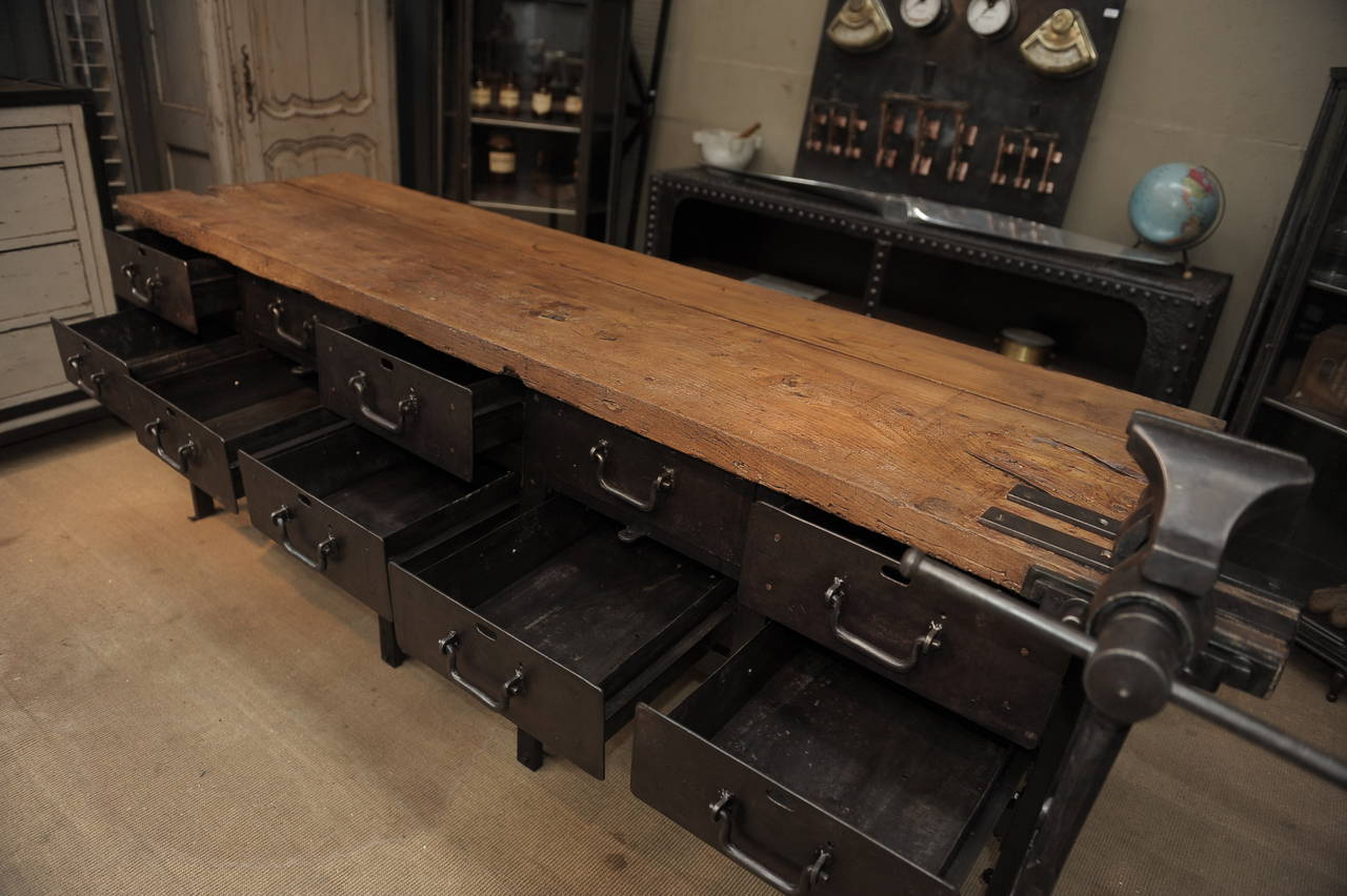 1920s French Factory Iron Vise Drawer Industrial Workbench For Sale 2