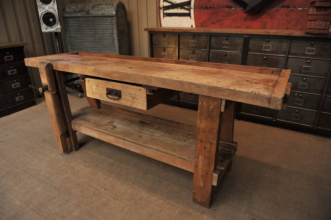 French Carpenter's Work Bench with Vice Circa 1920 For Sale 1