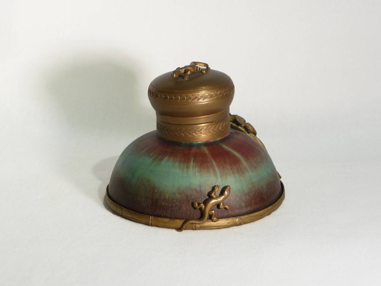 Eugene Baudin, Art Nouveau Ceramic Inkwell, Original Glass Liner In Good Condition For Sale In Monte Carlo, MC
