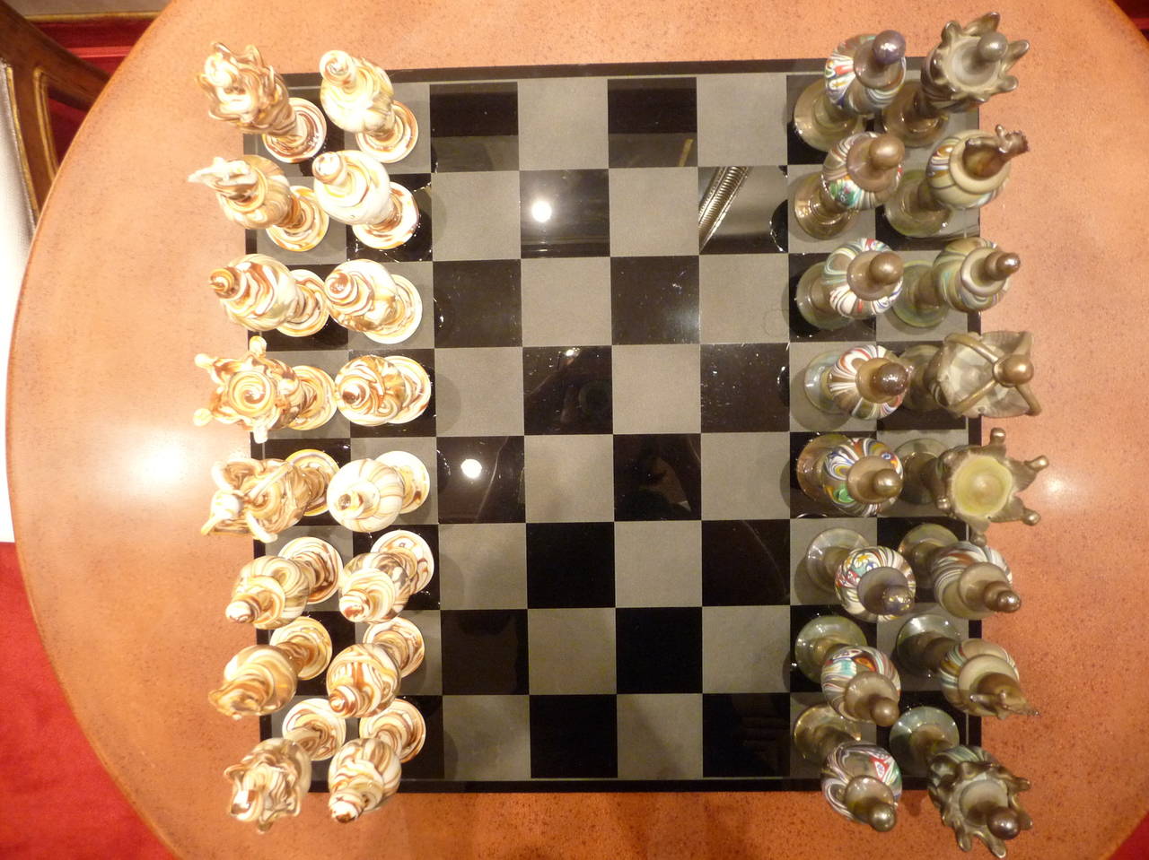 Chess set
32 pieces.
The pieces are signed "Orom."
