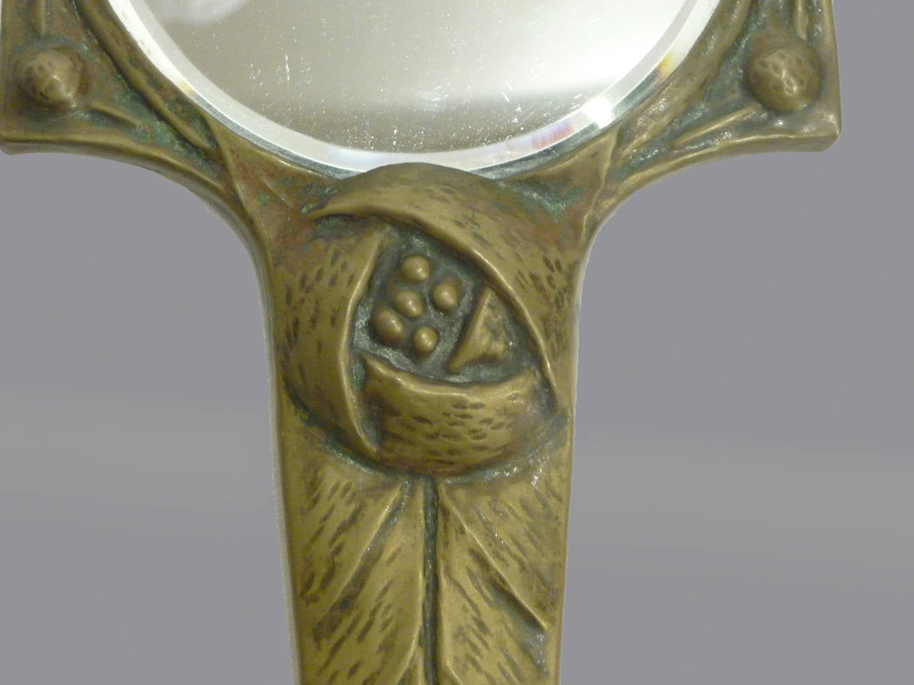 Camille Colot
An Art Nouveau Hand Mirror
Hand hammered and repousse patinated copper
Signed
Belgian sculptor and goldsmith. He exibited regulary at the Salon des Artistes Français in Paris