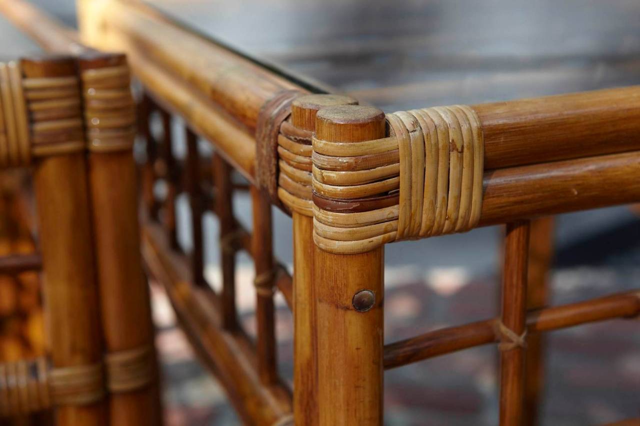 Pair of Vintage Rattan Side Tables in the Style of Franco Albini In Excellent Condition In Pau, FR