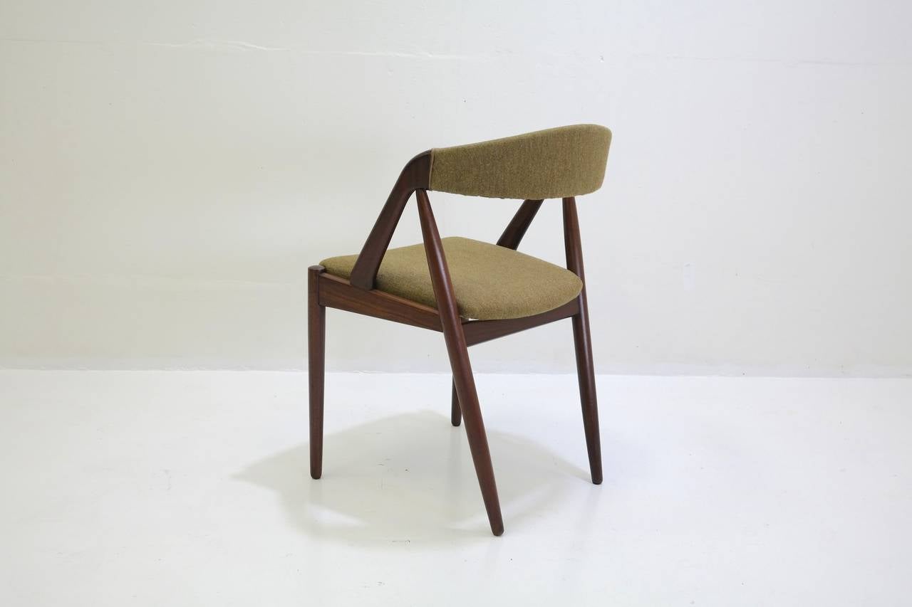 Set of Ten Classic Kai Kristiansen Teak Dining Chairs Model 31 In Good Condition In Pau, FR