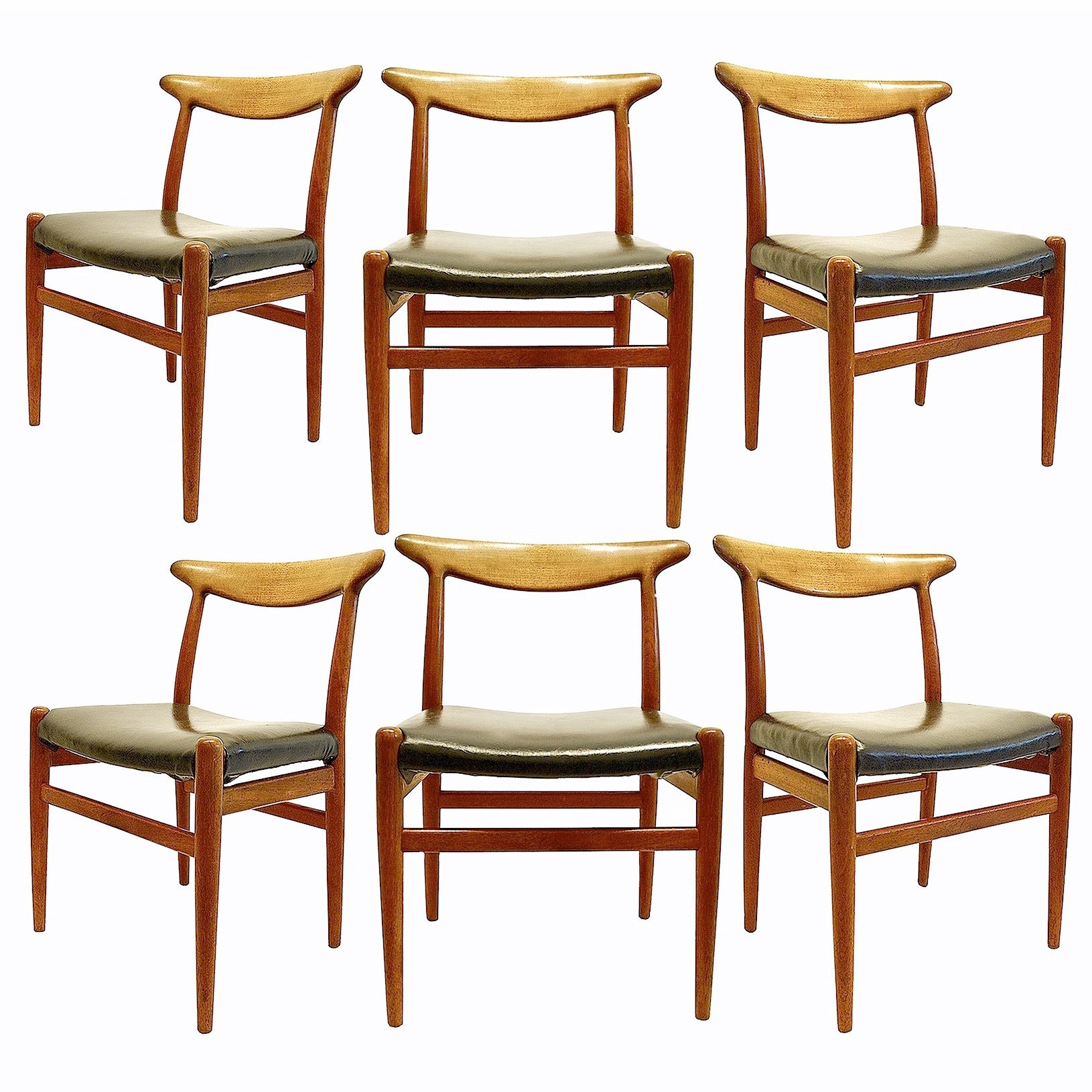 Hans Wegner W2 Chairs in Teak