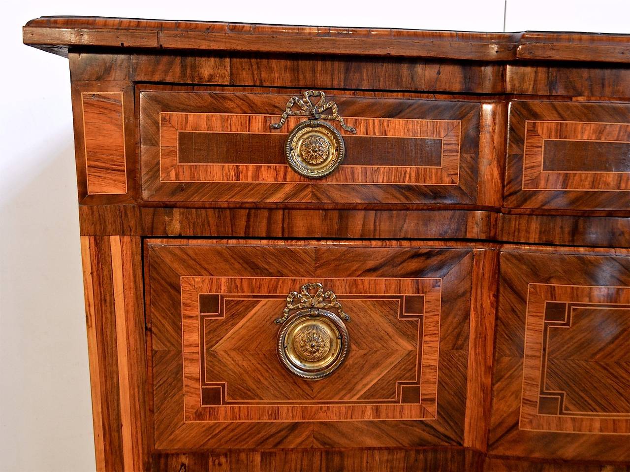  18th Century Neoclassical Three Drawer Commode of Rosewood In Good Condition In Charlottesville, VA