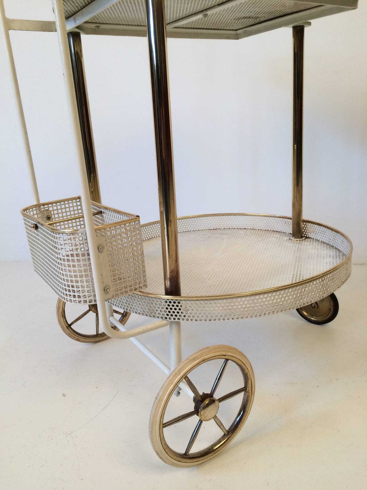 Mid-20th Century 1960s Bar Trolley in the Style of Mategot For Sale