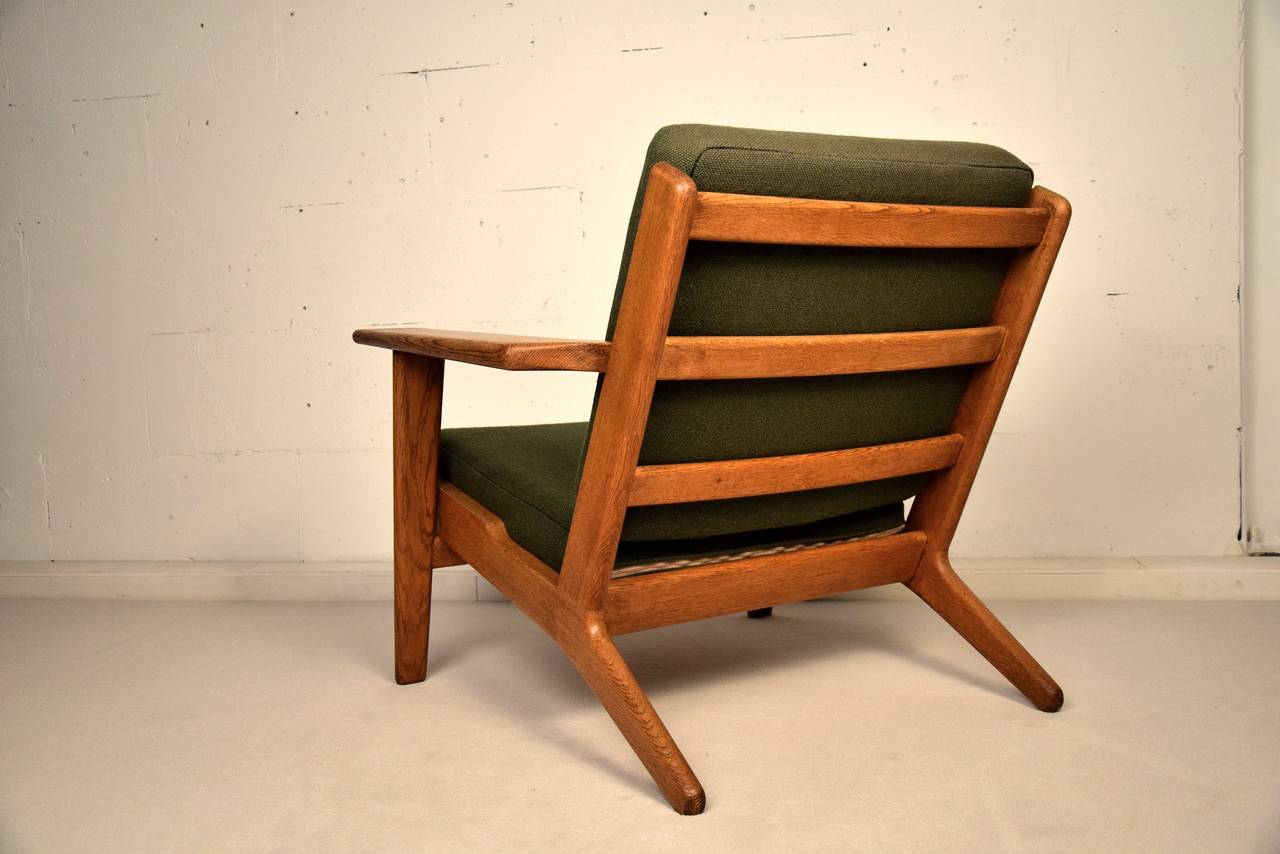 GE290 Low Back Lounge Chair by Hans J. Wegner 2