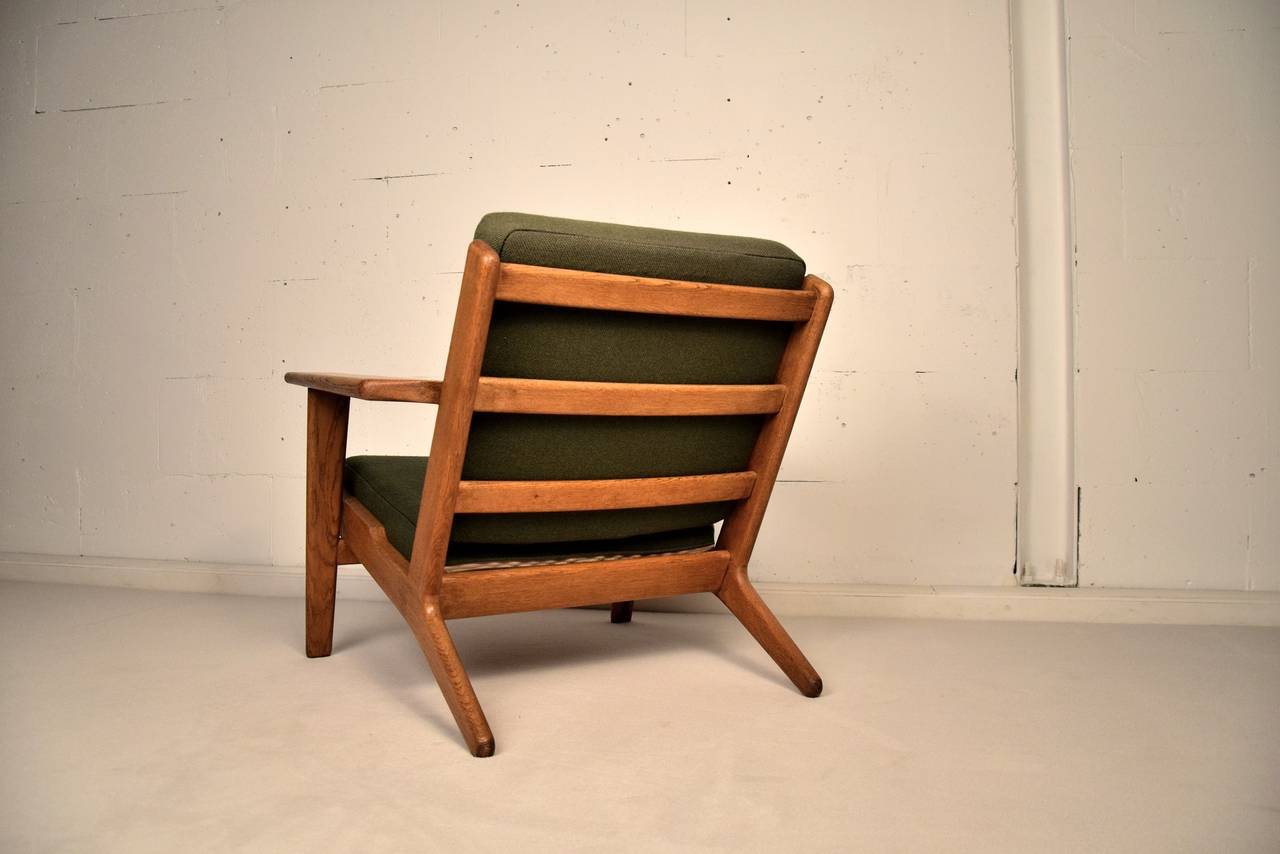 GE290 Low Back Lounge Chair by Hans J. Wegner 4