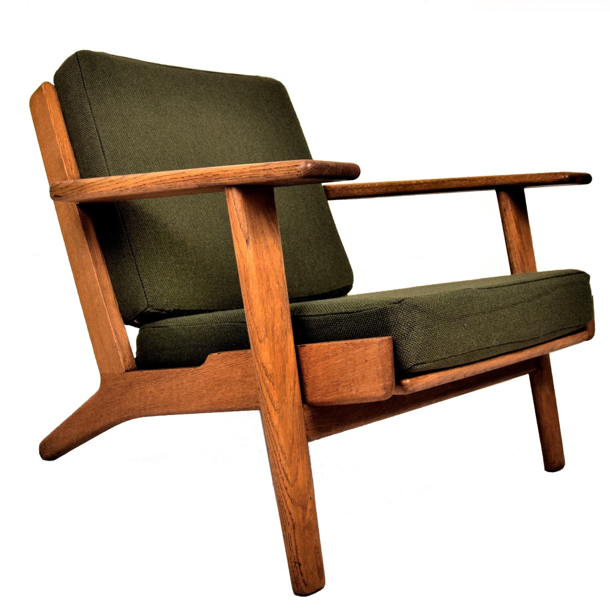 GE290 Low Back Lounge Chair by Hans J. Wegner