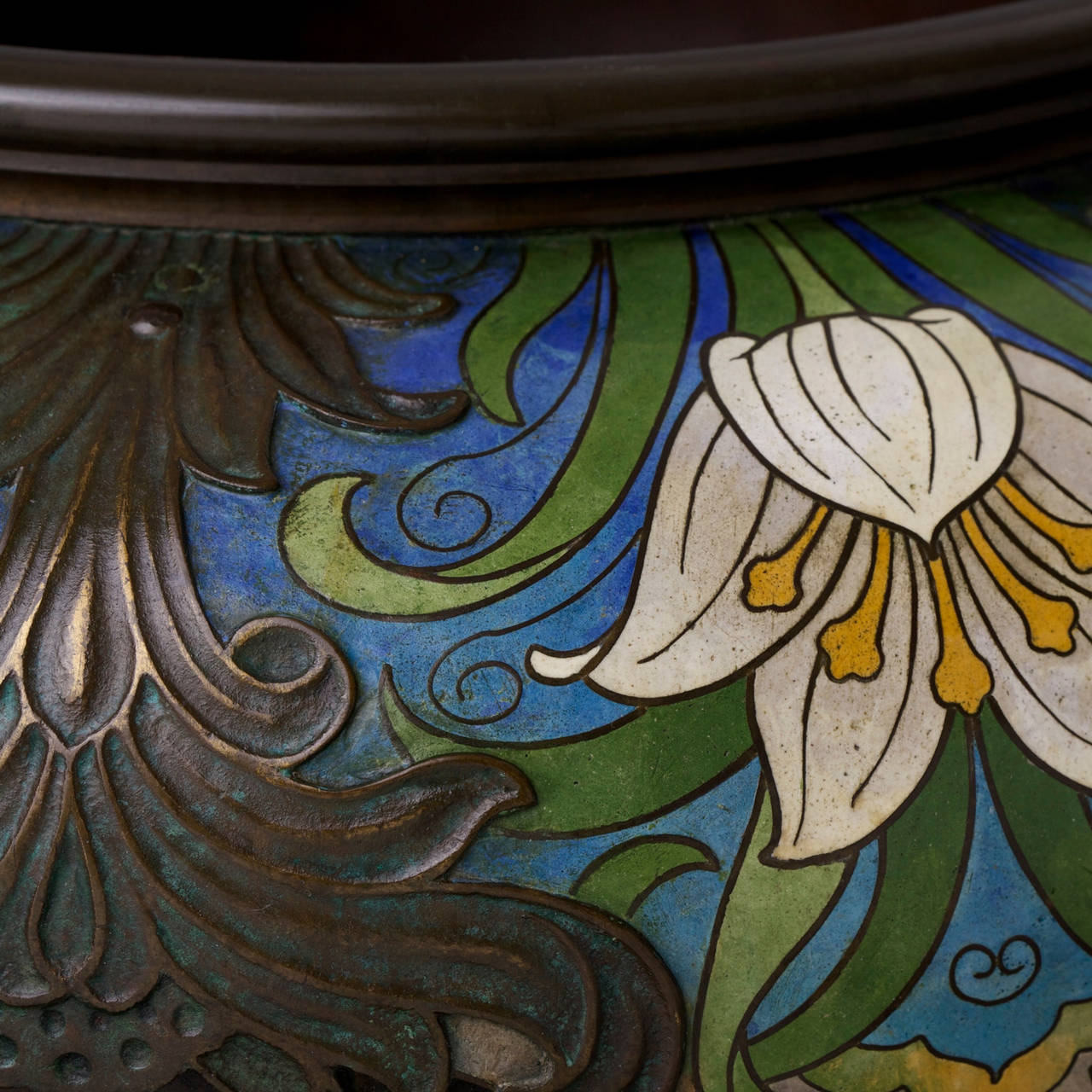 Art Nouveau Cloisonné on Brass Clement Heaton Flowerpot In Good Condition For Sale In Geneva, CH