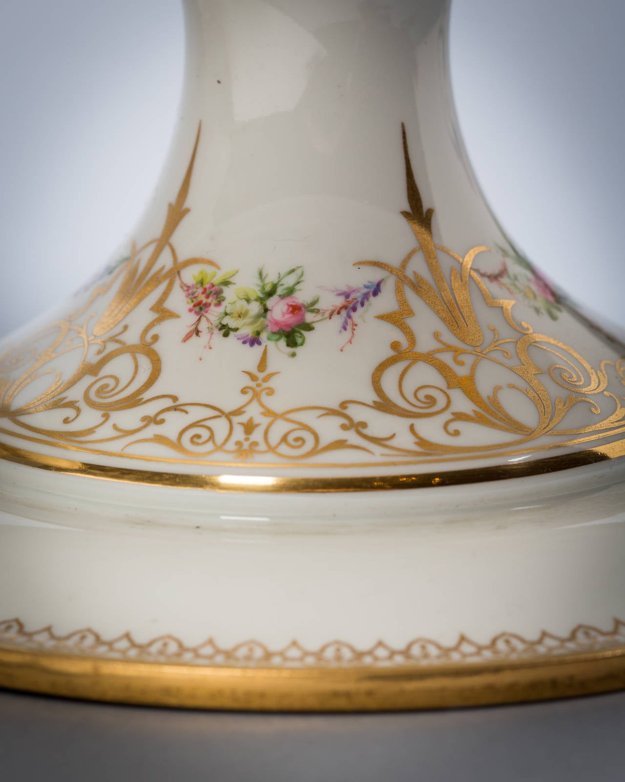 Pair of French Sèvres Porcelain Three-Tier Compote, circa 1851 In Good Condition In New York, NY