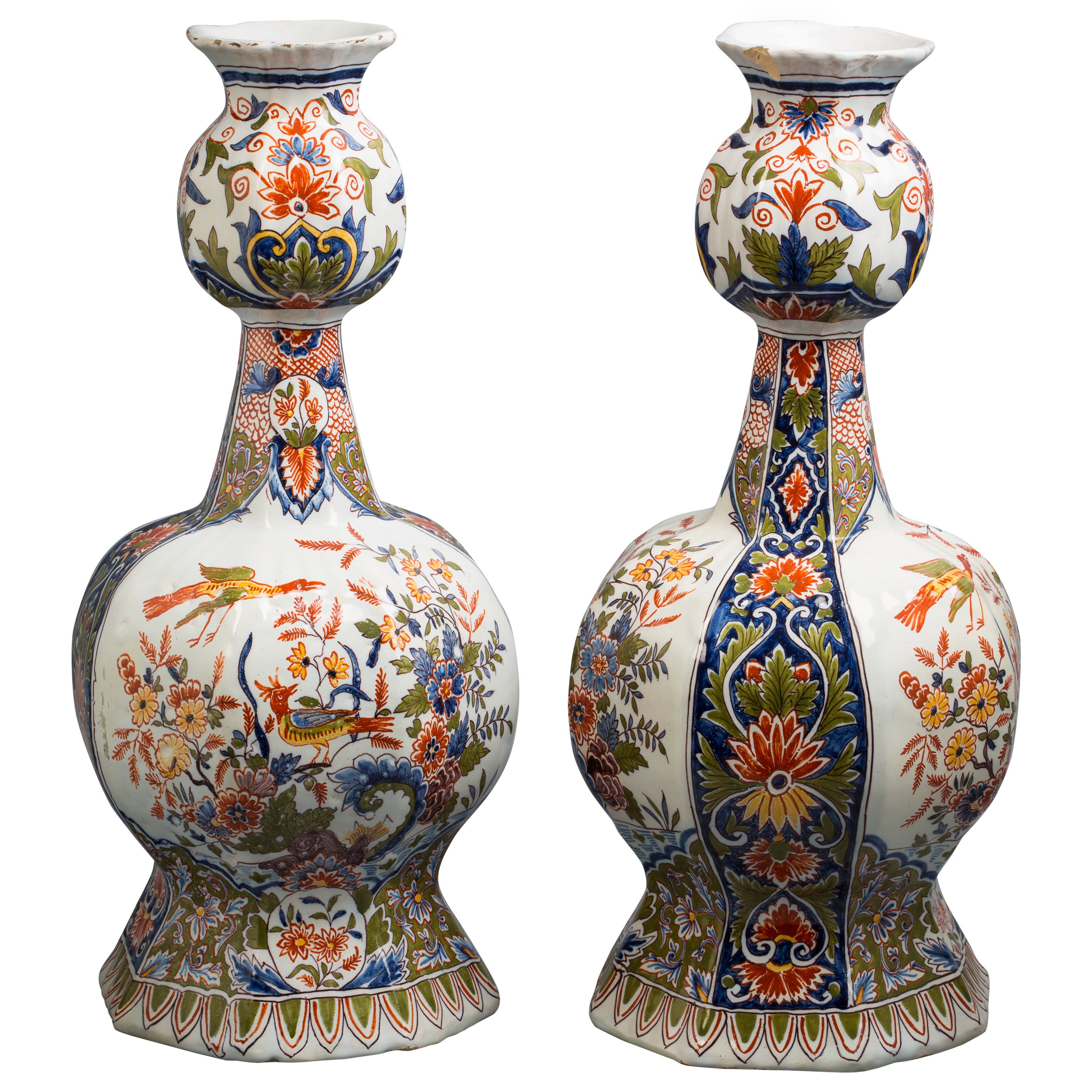 Paire de vases de Delft, datant d'environ 1800