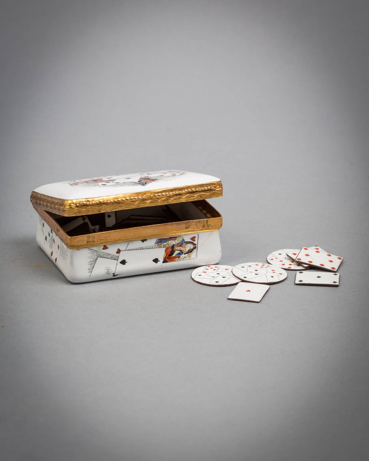 English enamel box, circa 1770. With miniature cards.