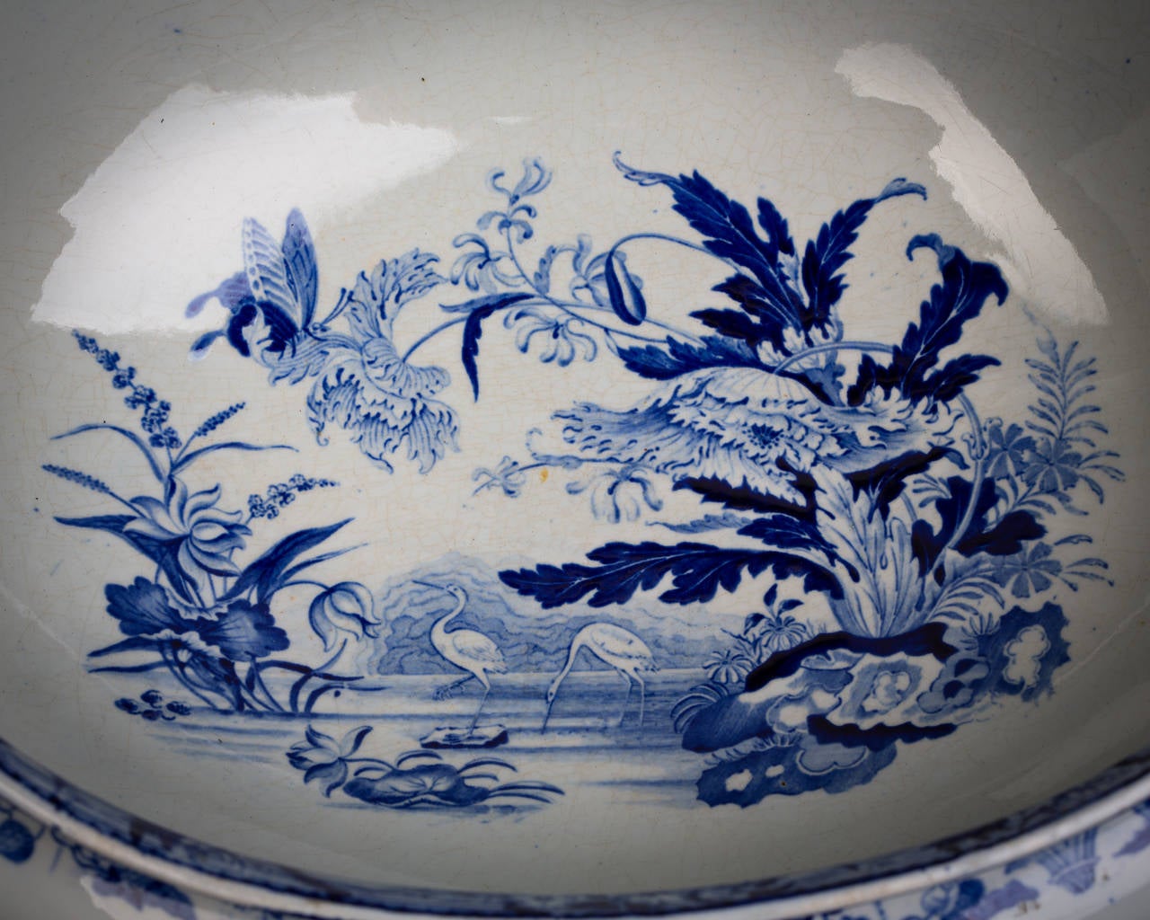 blue and white soup tureen