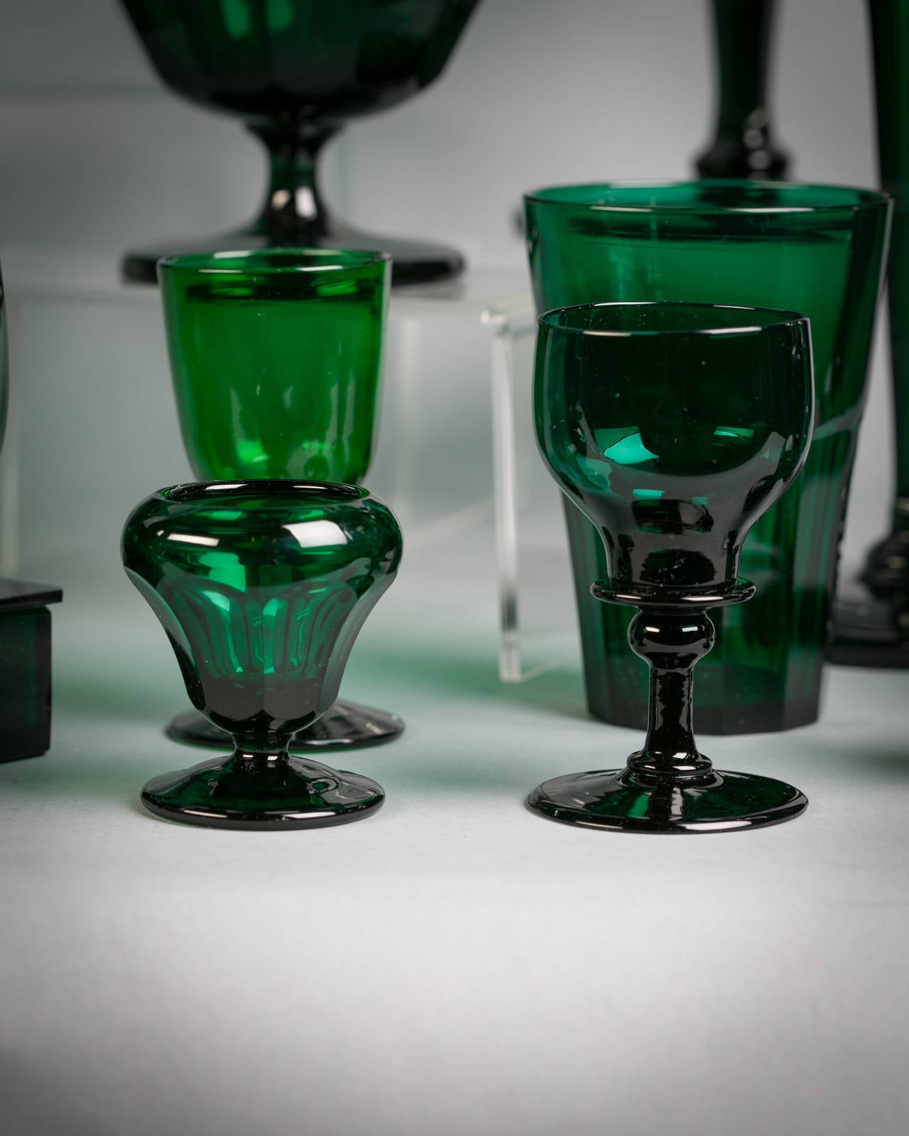 Large English Emerald Green Glass Service, circa 1880 2