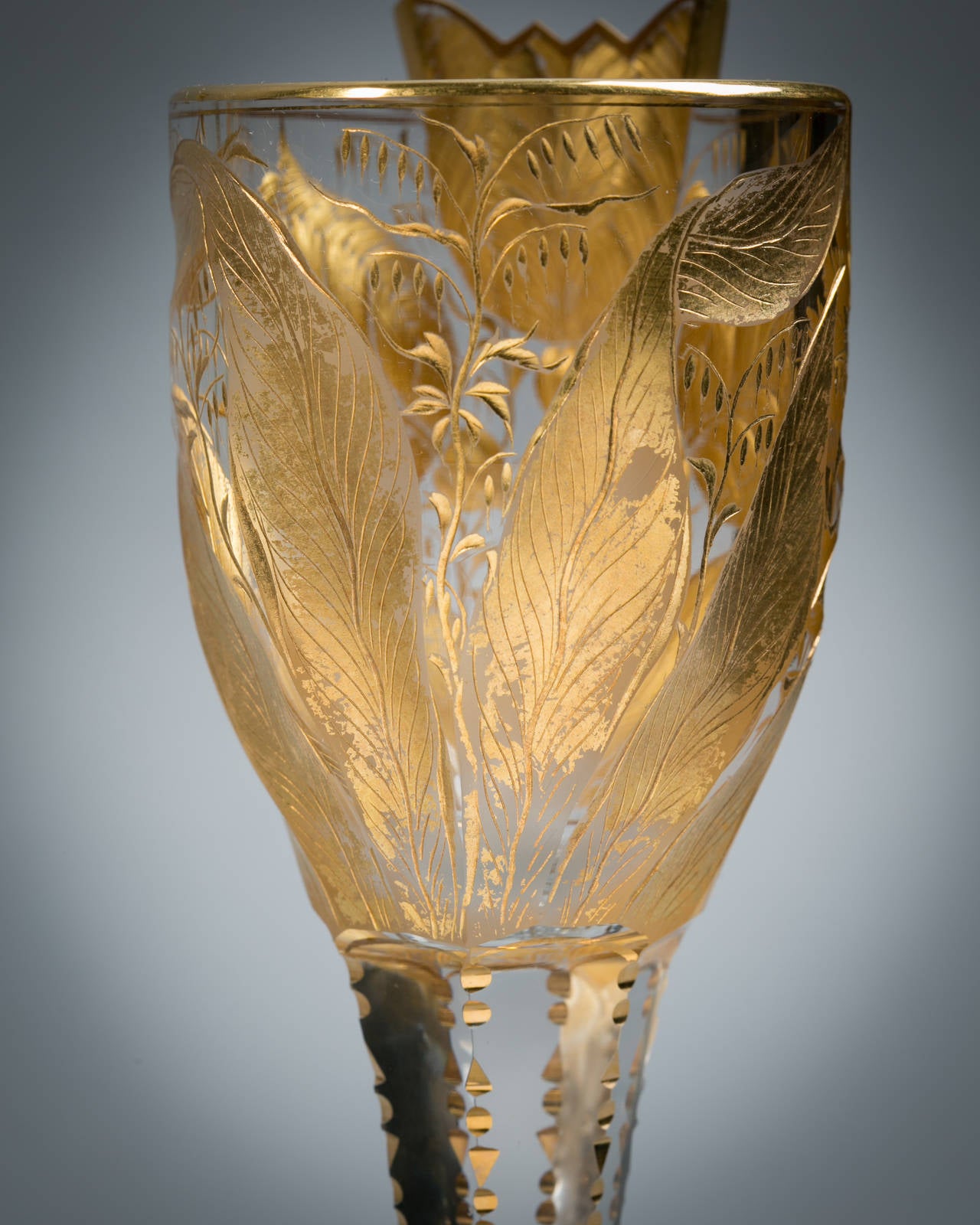 Ensemble de six verres français taillés et gravés, datant d'environ 1900 Bon état - En vente à New York, NY