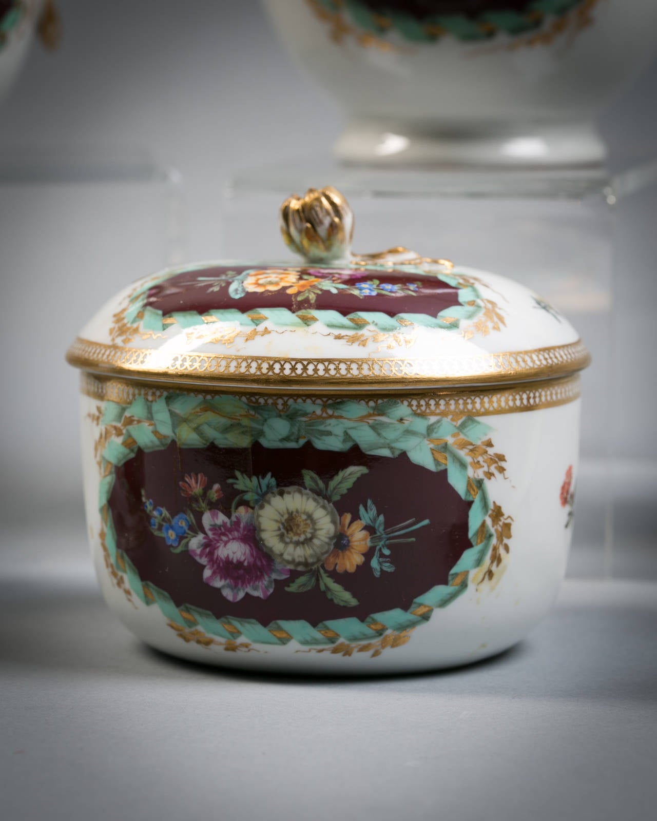 Deutsches Meissener „Marcolini“-Porzellan-Tee- und Kaffeeservice, um 1790 im Zustand „Gut“ im Angebot in New York, NY