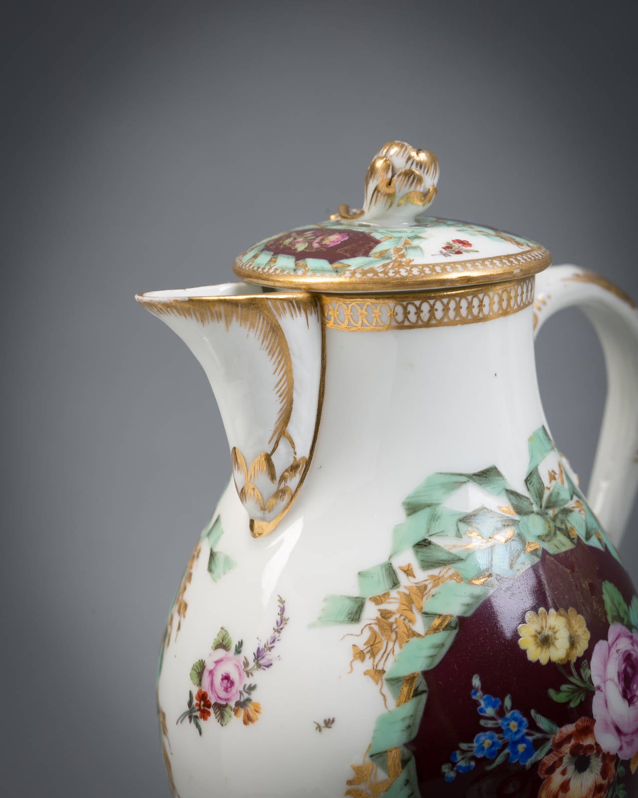 Deutsches Meissener „Marcolini“-Porzellan-Tee- und Kaffeeservice, um 1790 (Spätes 18. Jahrhundert) im Angebot