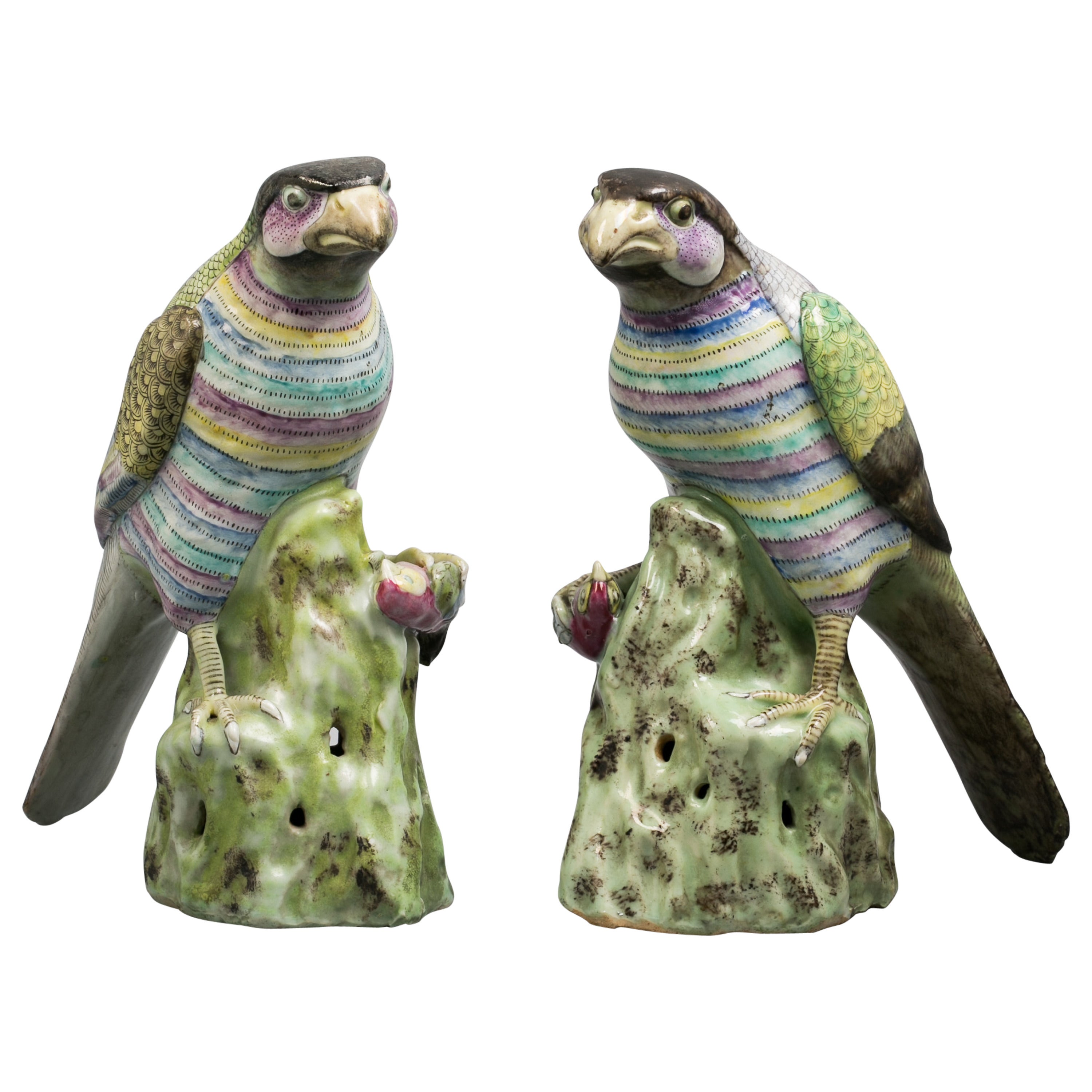 Pair of Chinese Export Birds, circa 1820 For Sale