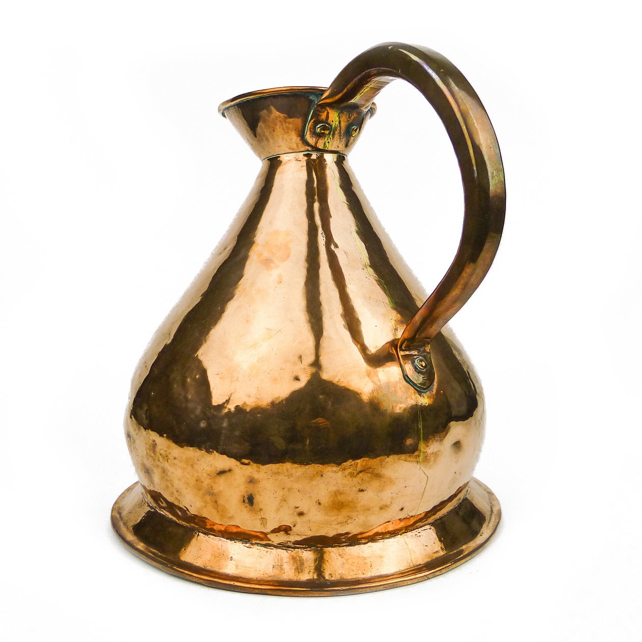 English Copper 2 Gallon Haystack Measure. 
Circa 1840. Dovetailed.

Height 12 3/4″, Base Diameter 11 3/4″