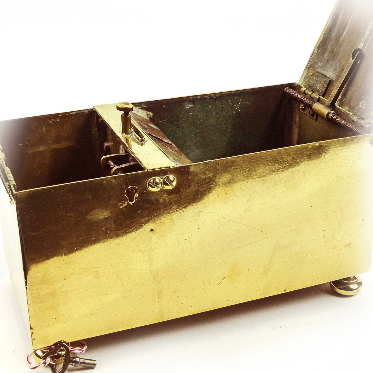 Great Britain (UK) English Brass “Honor” Tobacco Box, circa 1850 For Sale