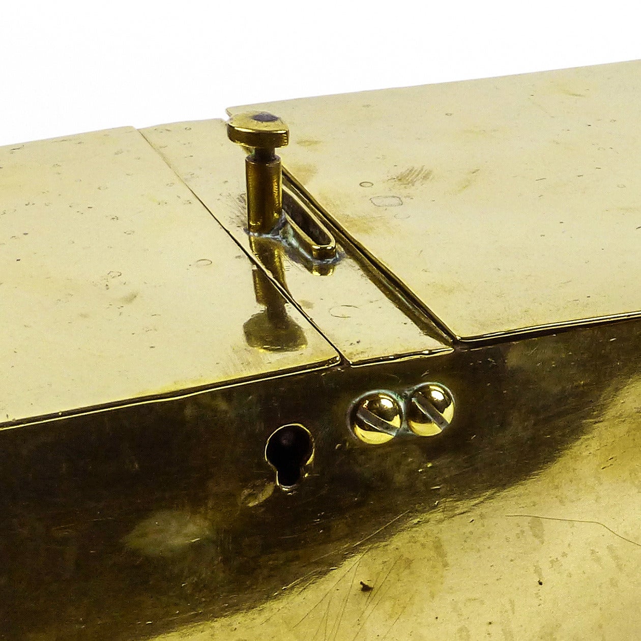 English Brass “Honor” Tobacco Box, circa 1850 In Good Condition For Sale In Ambler, PA
