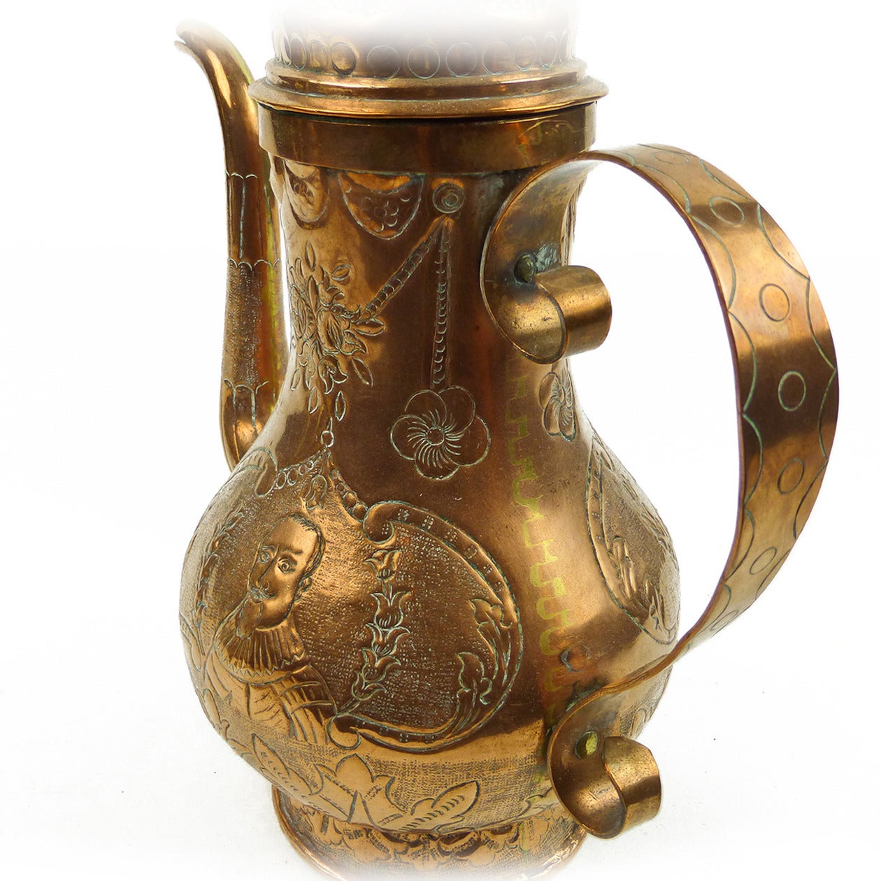 Dutch copper coffee pot, circa 1840 brass acorn finial. Dovetailed.