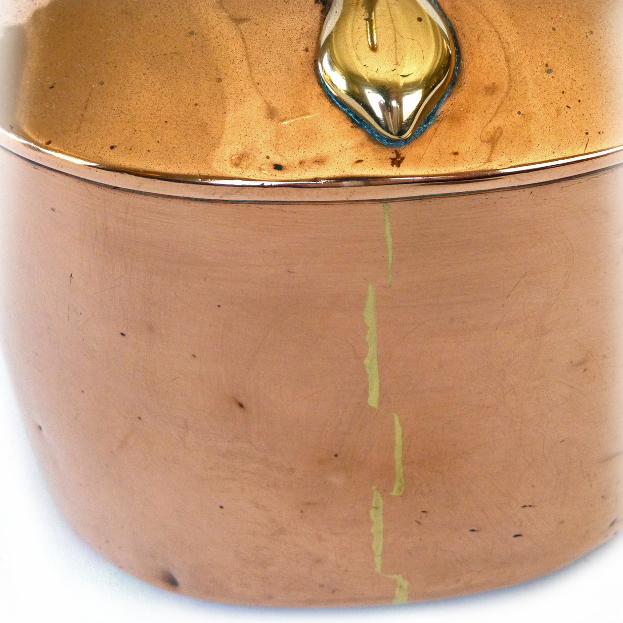 Early 19th Century English Oval Copper Kettle, circa 1820