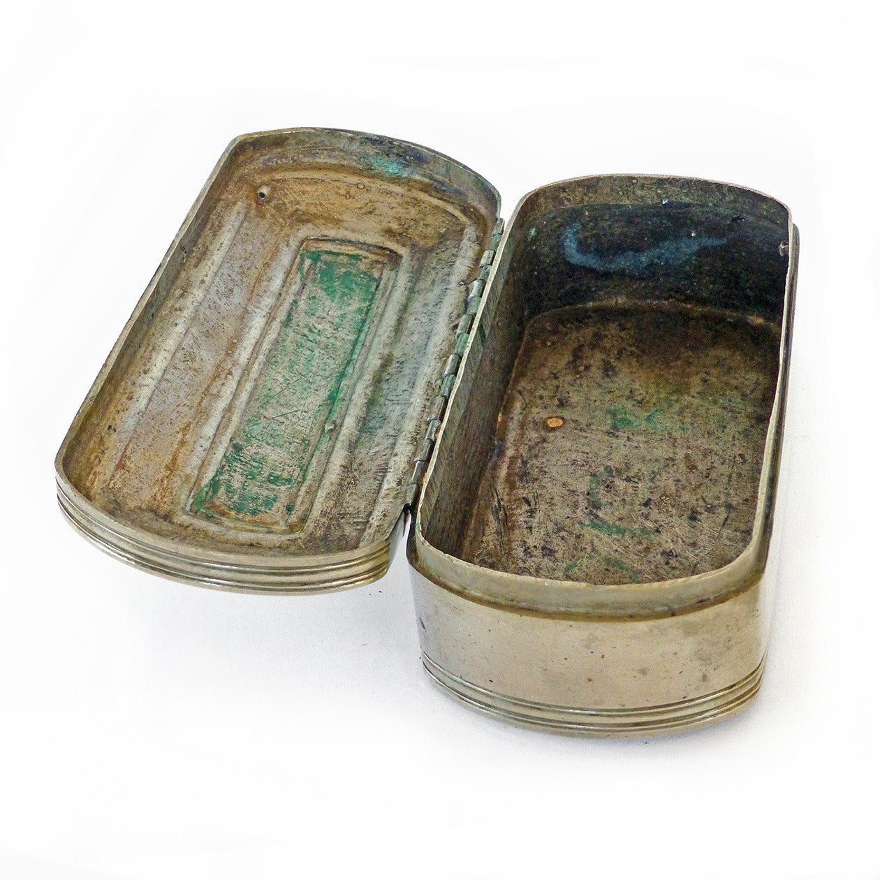 Mid-18th Century Paktong Tobacco Box, Dutch Colonial Indonesia, circa 1750