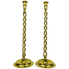 Tall Pair of English Victorian Brass Double Twist Candlesticks, circa 1875