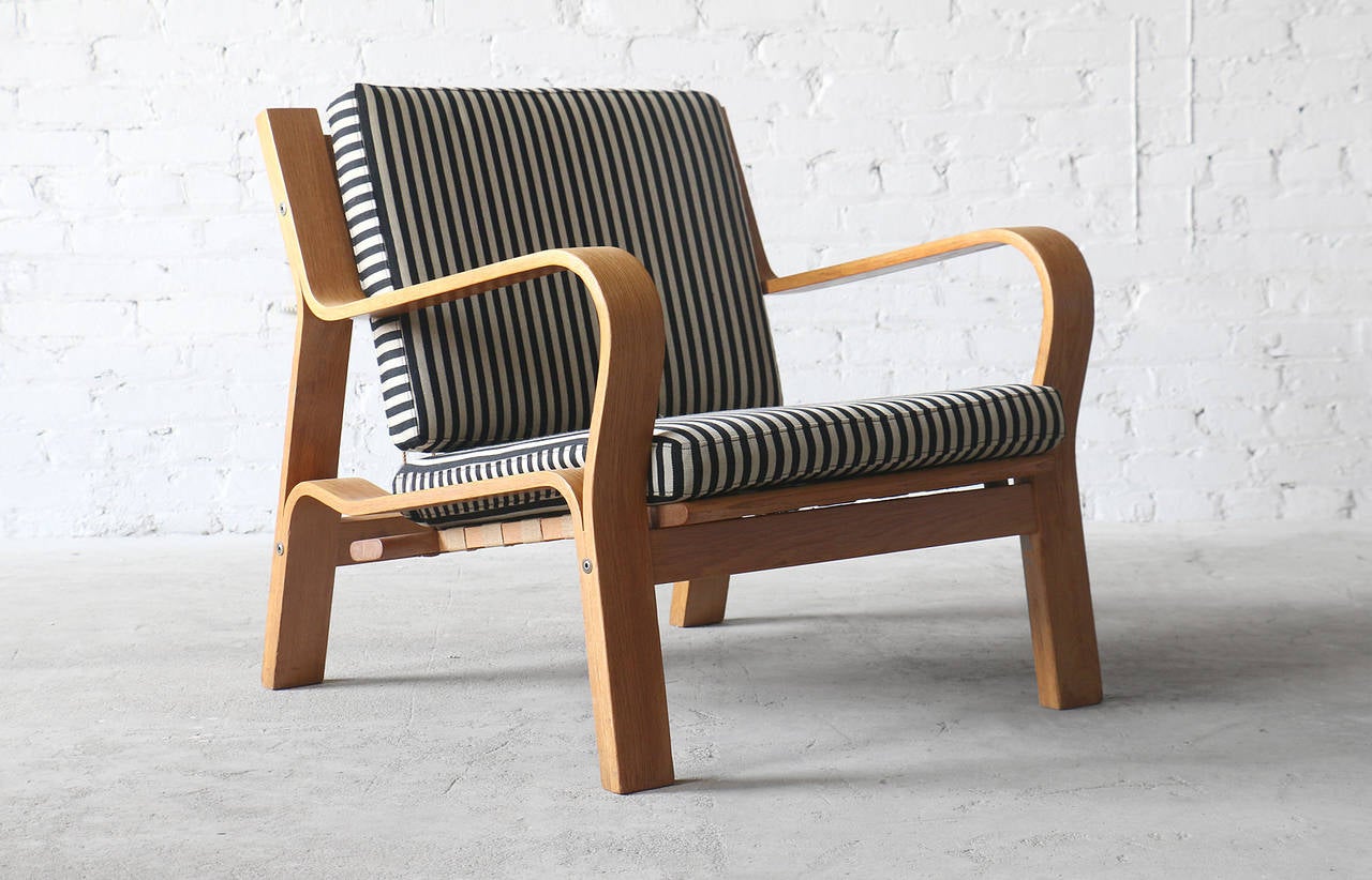 20th Century Two Hans Wegner GE671 Getama Danish Modern Oak Easy Chairs