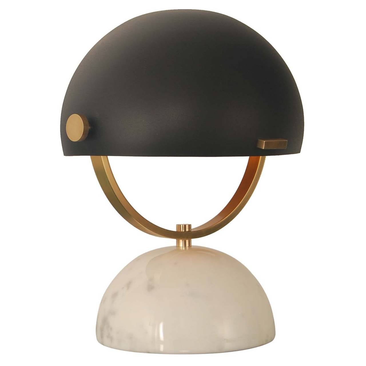 Half Sphere Desk Lamp In Excellent Condition For Sale In Florence, IT