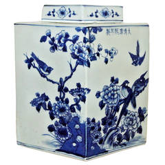 Rhomboid Blue and White Porcelain Tea Urn and Cover