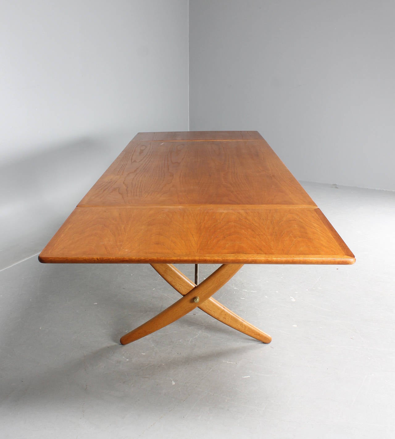 Veneer AT-314 Oak Dining Table by Hans J. Wegner